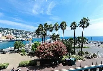Le Splendida Harbor View Apartment